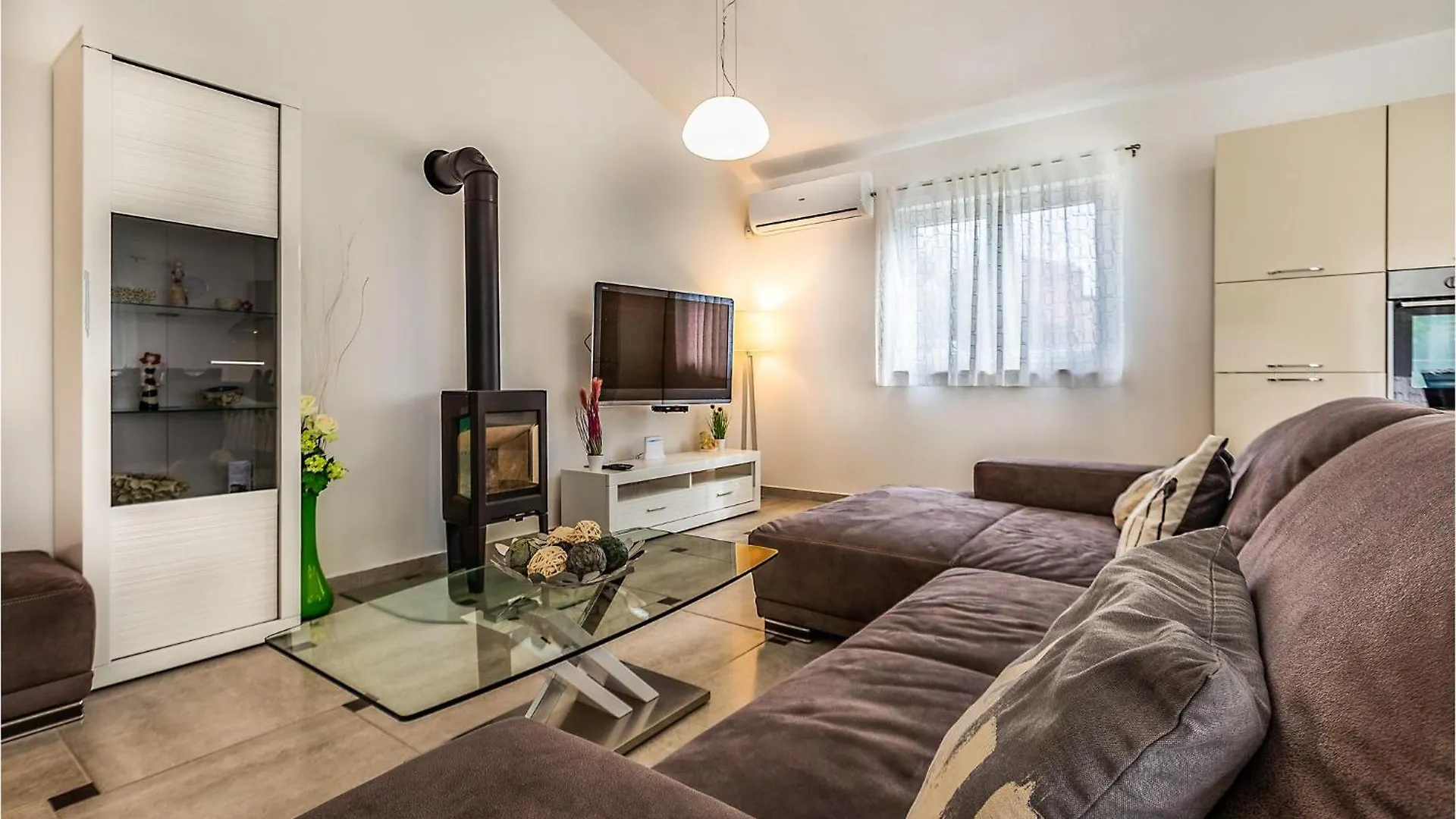 Prázdninový dům 3 Bedroom Awesome Home In Vodnjan